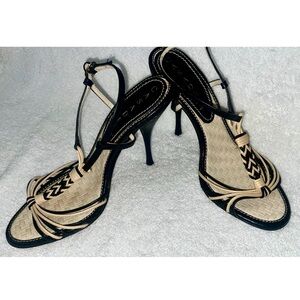 Casadei Pumps Heels Black & Tan Woven Pattern Women’s US Size 8.5 New In Box